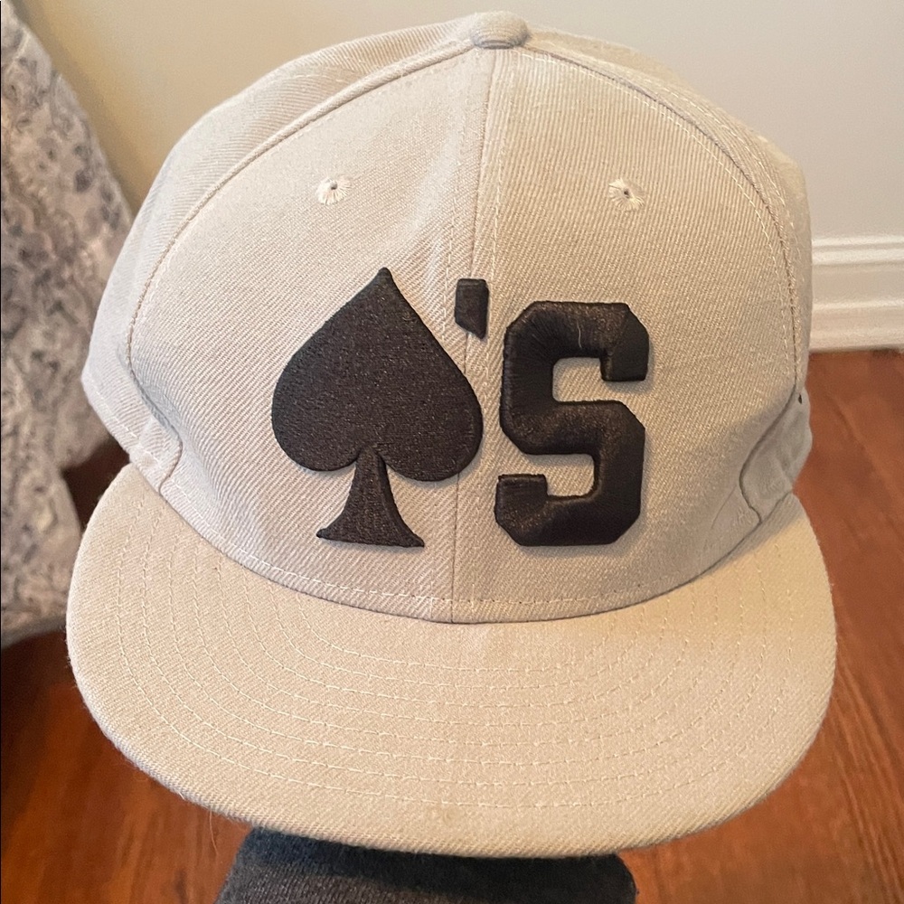 New Era Gray and Black Men's Hat